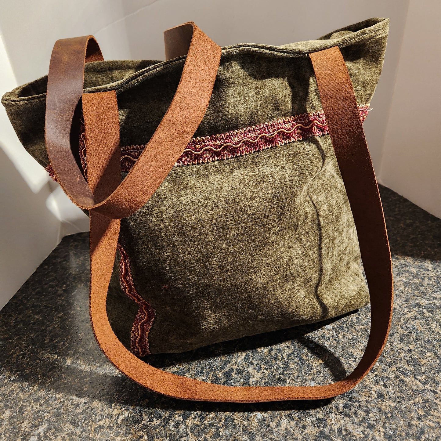 "Regal in Green" Tote Bag